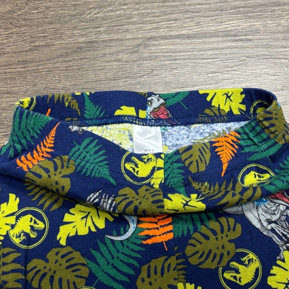 NWOT Jurrasic World Kids Sz 8 Jungle Print Matching SS/Shorts Set - Picture 5 of 8